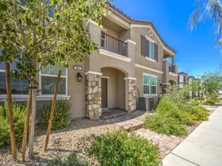 Photo #1: 2707278 Listing 