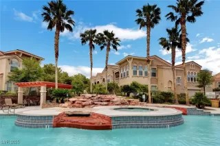 Photo #1: 2707286 Listing 