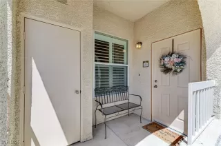 Photo #2: 2707286 Listing 