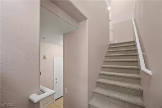 Photo #2: 2707314 Listing 