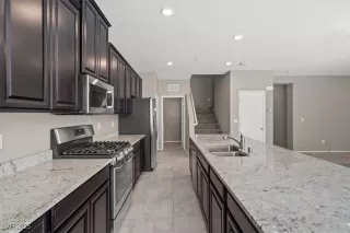 Photo #4: 2707322 Listing 