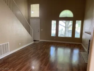 Photo #1: 2707360 Listing 