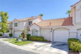 Photo #6: 2707363 Listing