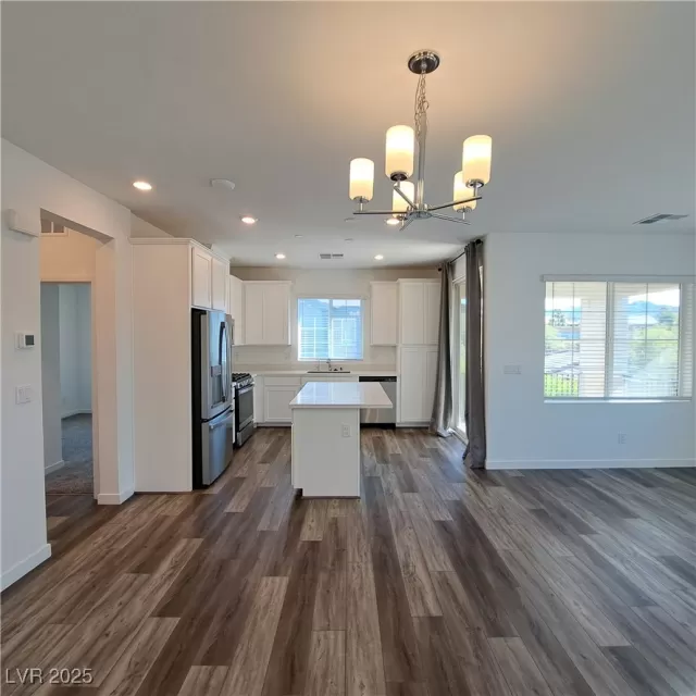 MLS: 2707372 Condo For Sale