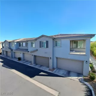 Photo #2: 2707372 Listing 