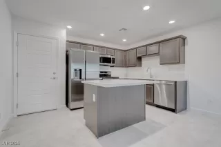 Photo #4: 2707385 Listing 