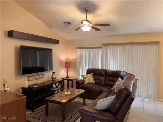 Photo #6: 2707390 Listing 