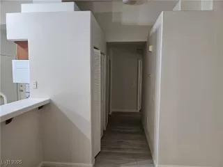 Photo #6: 2707402 Listing 