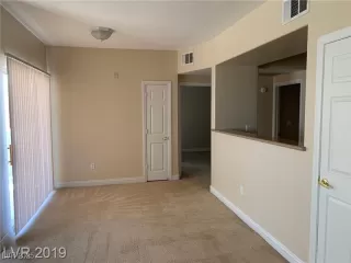 Photo #5: 2707425 Listing