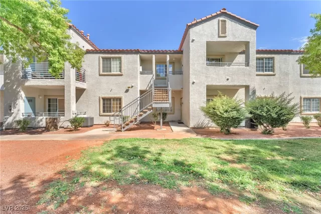 MLS: 2707471 Condo For Sale