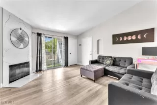 Photo #5: 2707471 Listing 