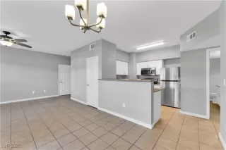 Photo #3: 2707497 Listing 