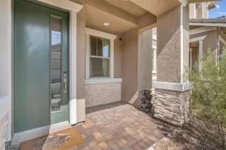 Photo #1: 2707500 Listing 