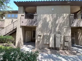 Photo #1: 2707536 Listing 