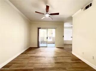 Photo #5: 2707536 Listing 