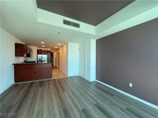 Photo #1: 2707538 Listing 