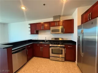 Photo #6: 2707538 Listing 