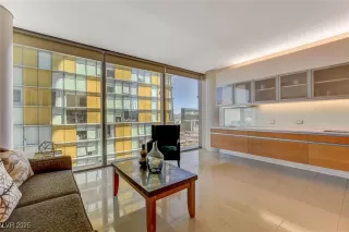 Photo #6: 2707547 Listing 