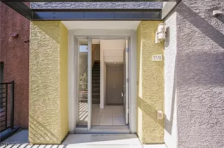 Photo #2: 2707548 Listing 