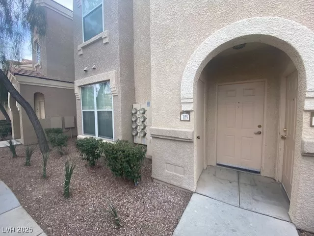 MLS: 2707549 Condo For Sale