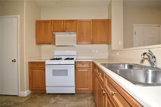 Photo #3: 2707554 Listing 