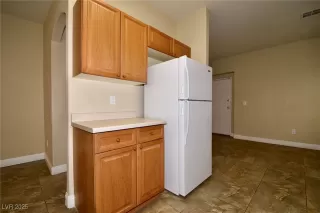 Photo #5: 2707554 Listing 