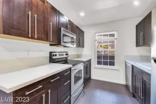 Photo #1: 2707617 Listing 