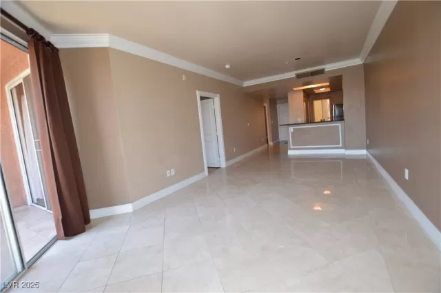 MLS: 2707672 Condo For Sale
