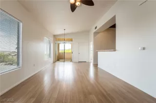 Photo #2: 2707673 Listing 