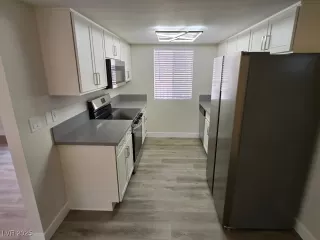 Photo #5: 2707690 Listing 