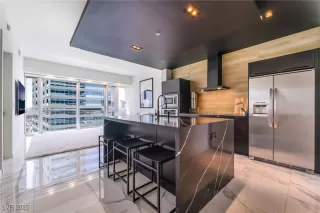 Photo #4: 2707698 Listing 