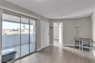 Photo #3: 2707708 Listing 