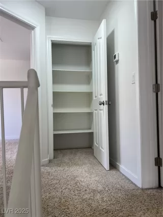 Photo #5: 2707731 Listing 