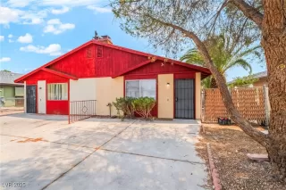 Photo #3: 2707740 Listing 