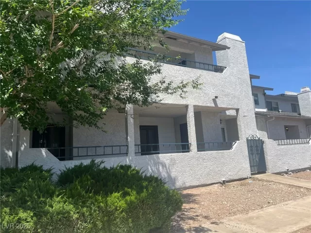 MLS: 2707767 Condo For Sale