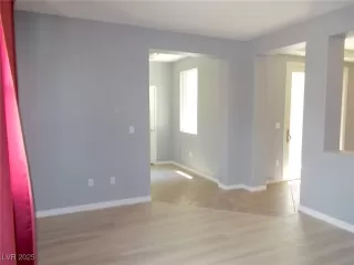 Photo #3: 2707772 Listing 