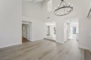 Photo #6: 2707808 Listing 