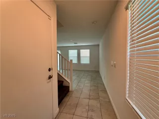 Photo #5: 2707810 Listing 