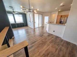 Photo #3: 2707812 Listing 