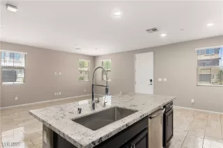 Photo #1: 2707814 Listing 