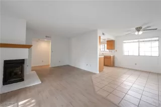 Photo #3: 2707815 Listing 