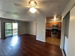 Photo #2: 2707858 Listing 