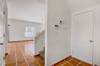 Photo #4: 2707864 Listing 