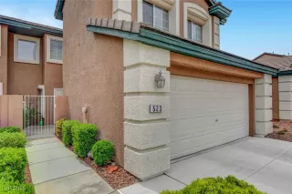 Photo #1: 2707871 Listing