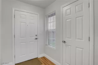 Photo #4: 2707871 Listing