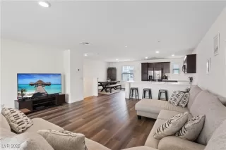 Photo #6: 2707883 Listing 