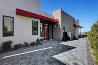 Photo #3: 2707884 Listing 