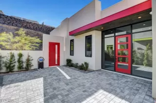 Photo #4: 2707884 Listing 