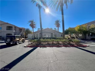 Photo #2: 2707940 Listing