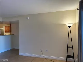 Photo #2: 2707947 Listing 